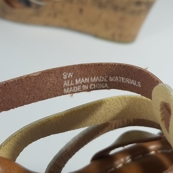 LANE BRYANT ANIMAL PRINT STRAPPY WEDGE SIZE 9W - Picture 7 of 9